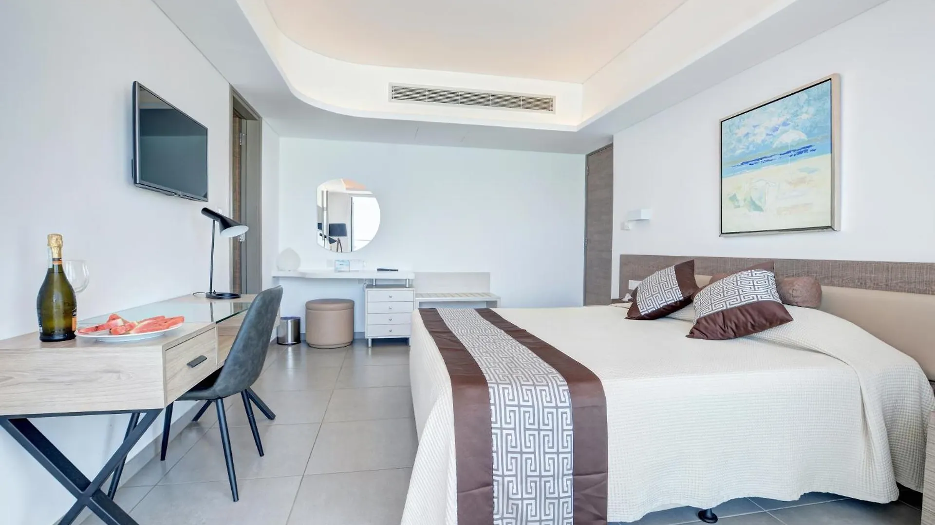 Vassos Nissi Plage Hotel & Spa Ayia Napa 4*,